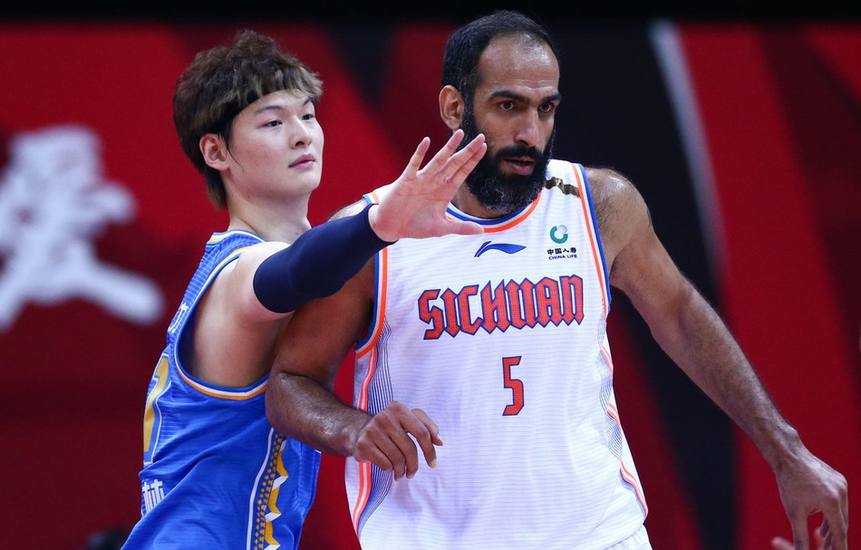 娱乐棋牌comv.2025卫冕冠军是啥