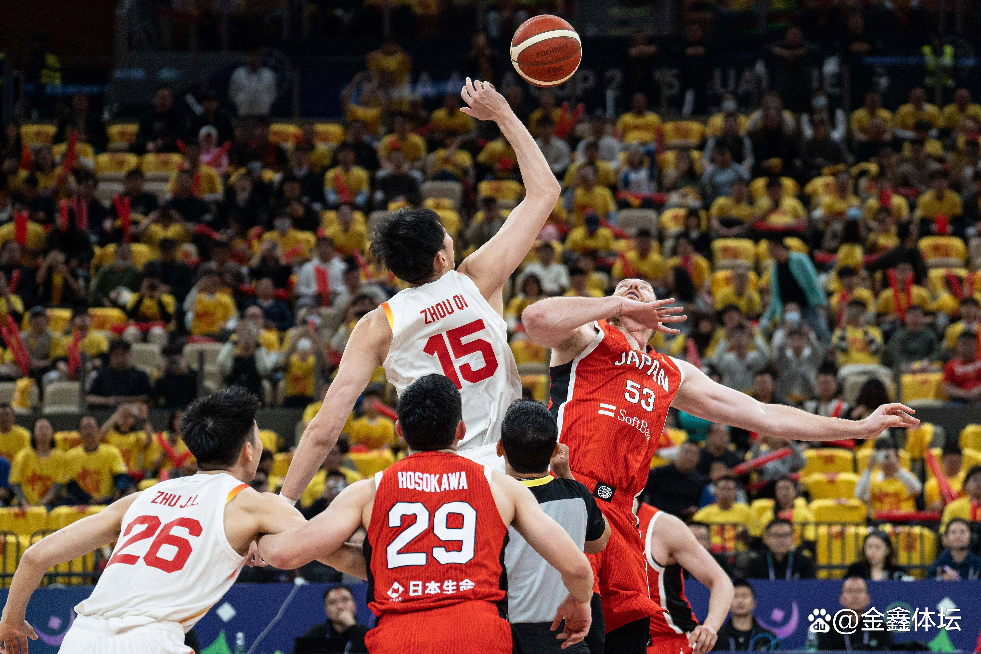 星空足球app官方版v.2025世界杯男篮预选赛：强队再次碾压对手(世界杯预选赛中国男篮)