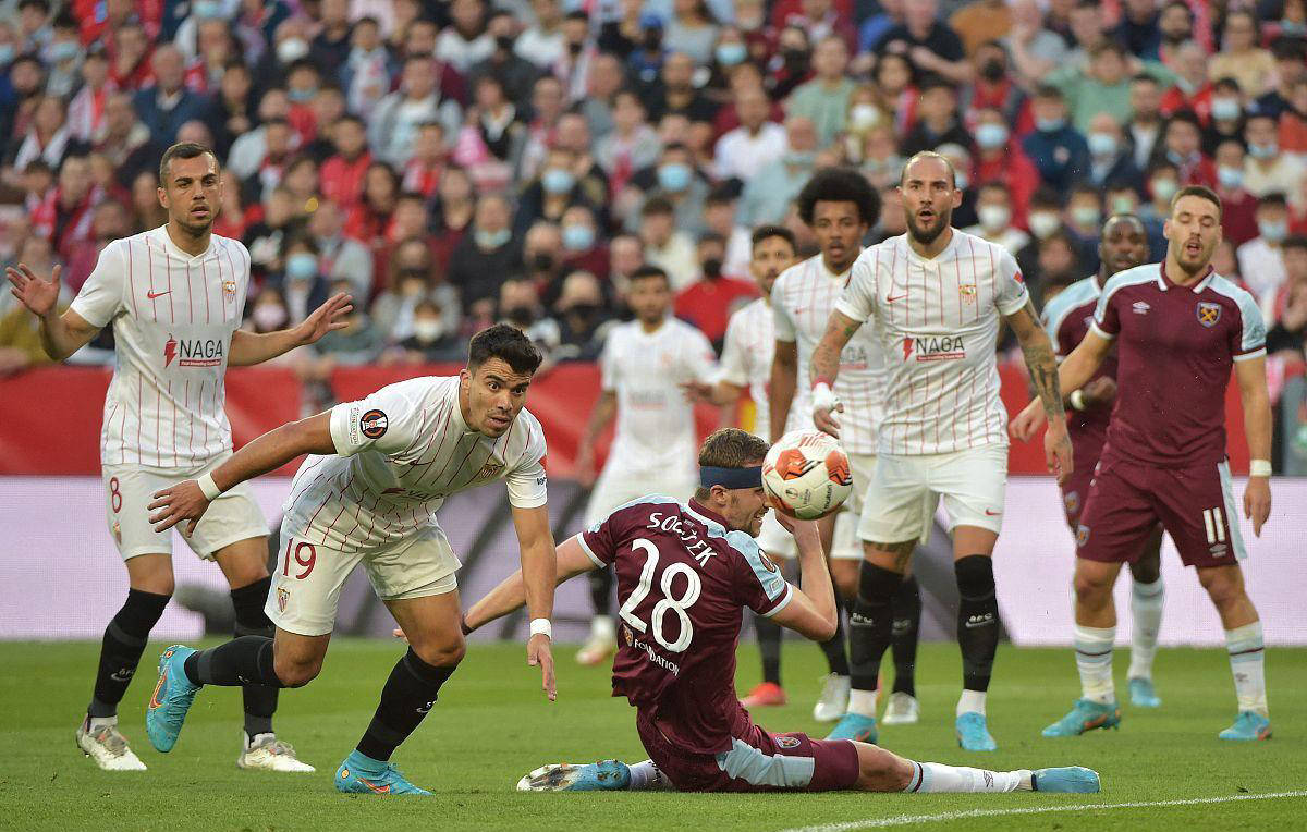 kiayun登录入口登录v.2025塞维利亚客场大胜，提前锁定三分