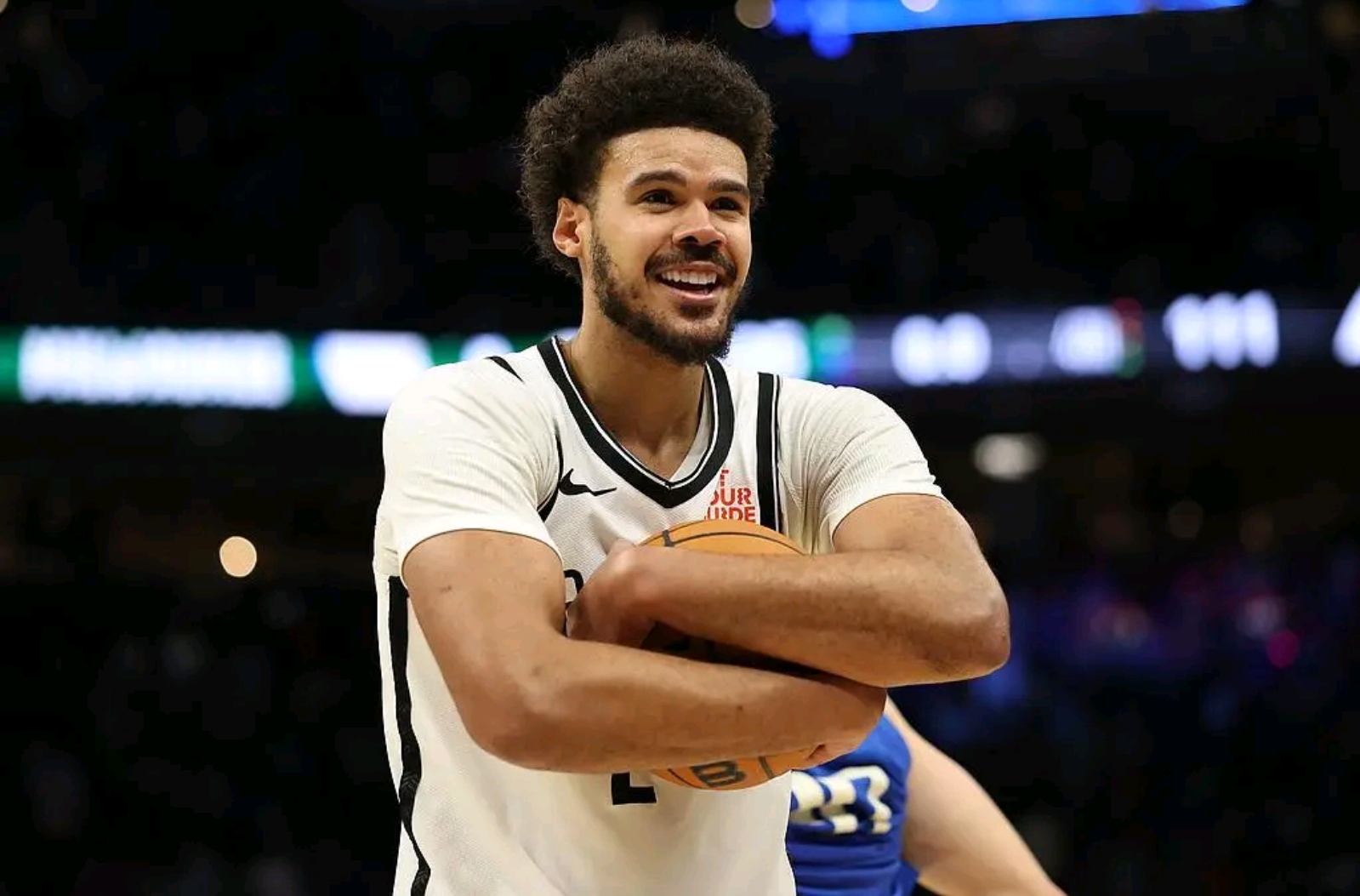 kiayun手机版登录v.2025雄鹿队在对阵篮网队的比赛中完胜对手，确保联盟领先地位(雄鹿对篮网抢七大战)