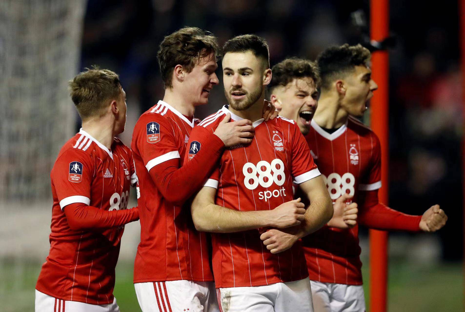 C7C7.cppv.2025托特纳姆热刺客场战平，防线稳固(托特纳姆热刺主力阵容)