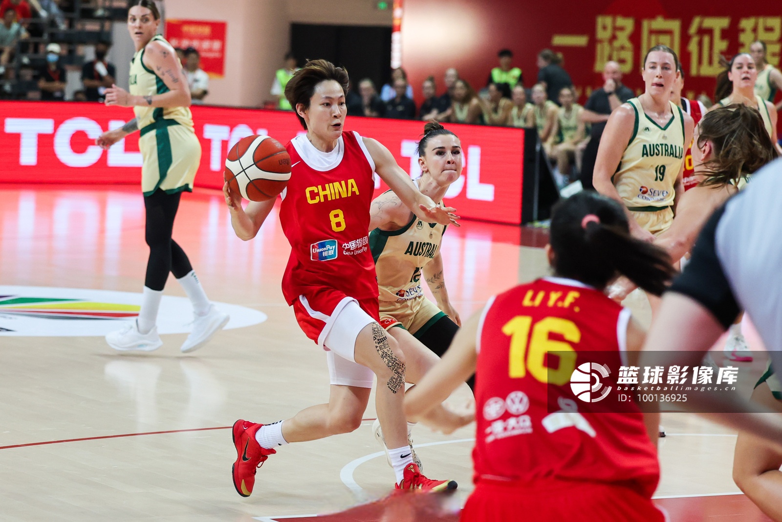 雷火电竞appv.2026包含东京奥运会女篮预选赛将在明日开打，战况激烈的词条