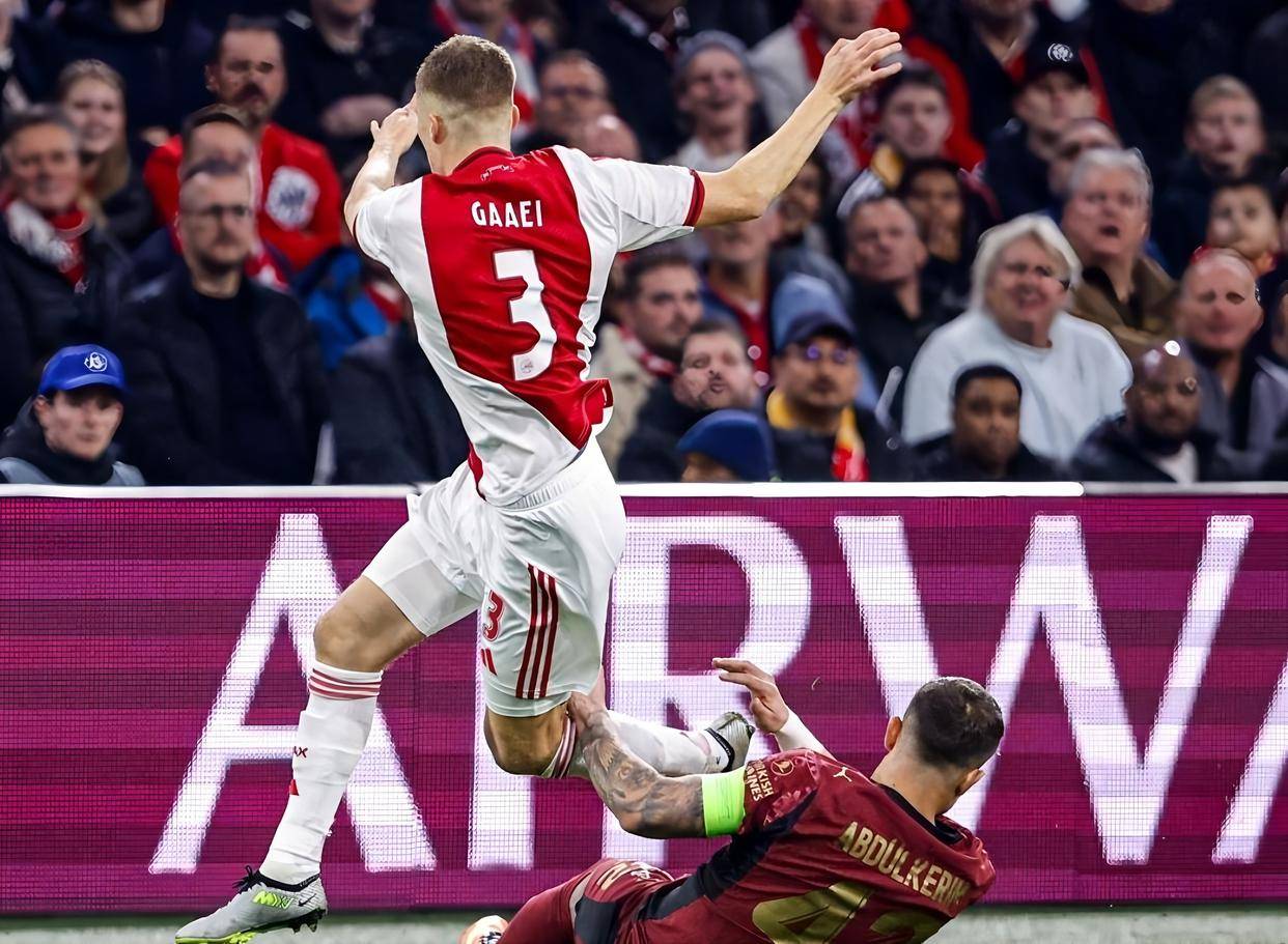 马德里竞技成功晋级,攻守兼备实力强劲的简单介绍 马德里竞技成功晋级,攻守兼备实力强劲的简单介绍