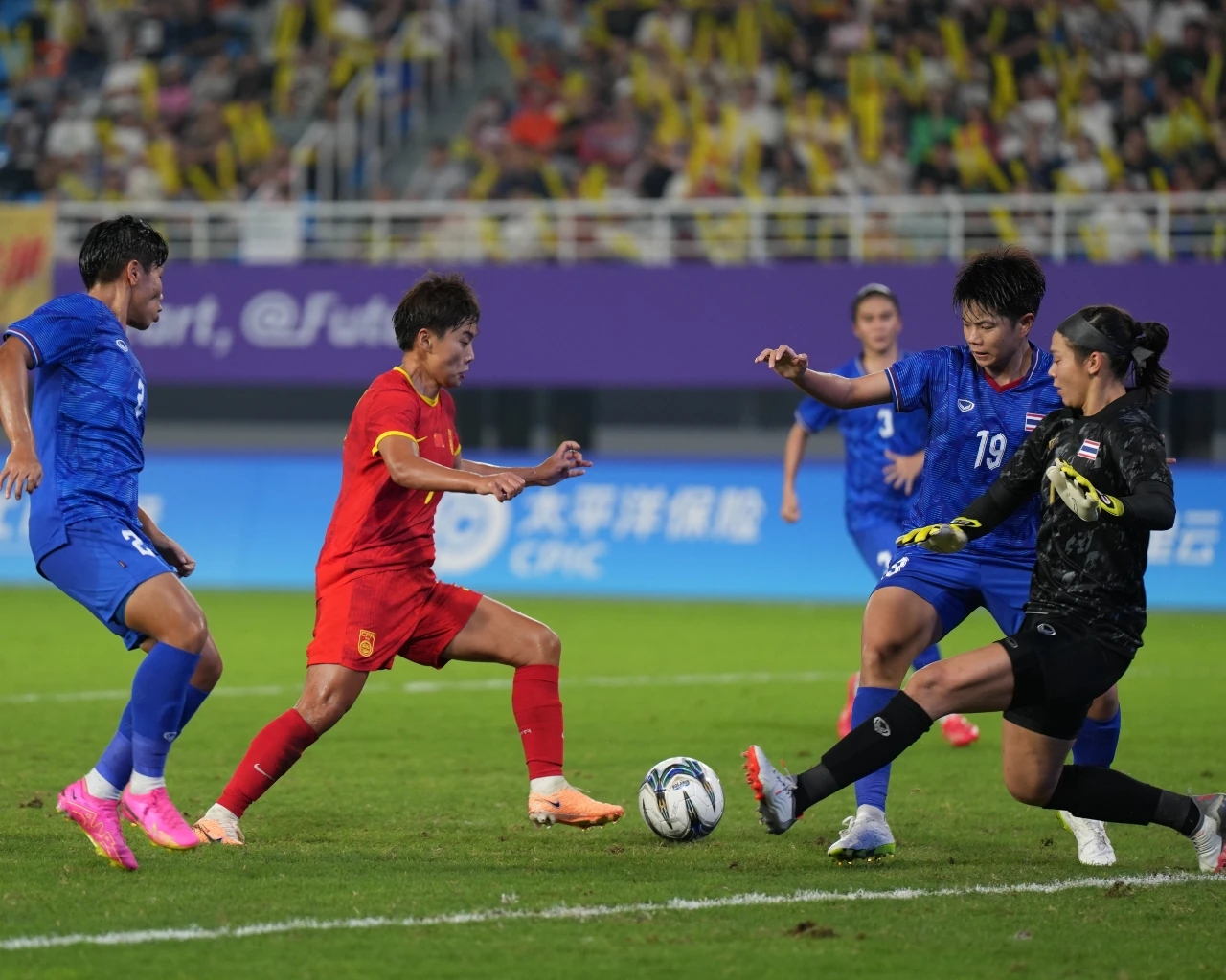 8258cc彩票app下载v.2026运动员在比赛中发挥出色领先对手(运动员在运动比赛中完成技术时所表现出的美)