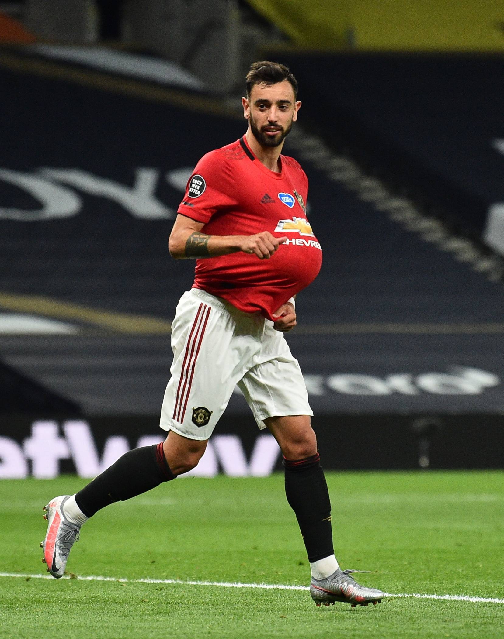 热刺客场逆转维拉,客场不败纪录保持的简单介绍 热刺客场逆转维拉,客场不败纪录保持的简单介绍