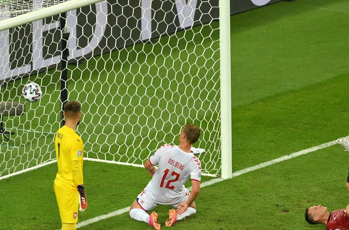 kiayun登录入口登录v.2026丹麦惊险战胜捷克,取得小组第二次胜利