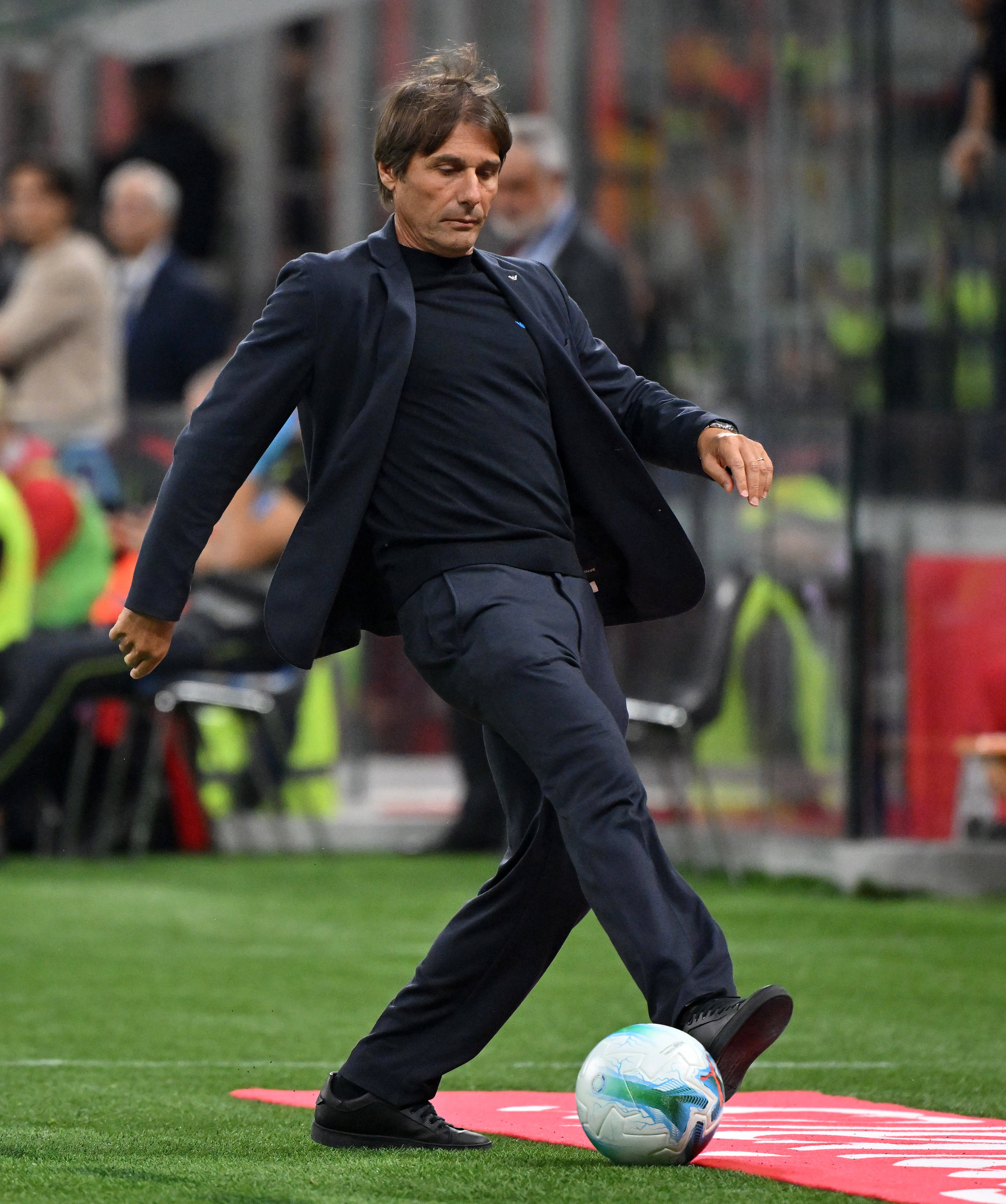 娱乐棋牌comv.2026关于AC米兰主场胜那不勒斯，轻松拿下三分的信息