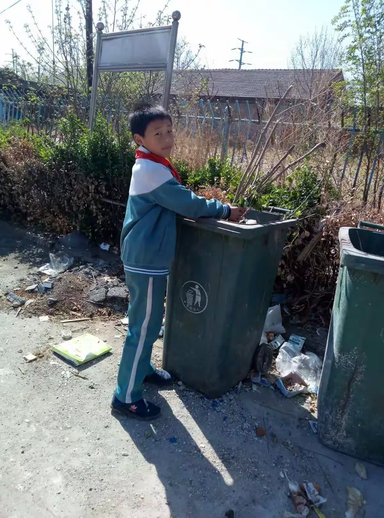 星空体彩官网appv.2026包含灰熊球员积极参与慈善活动为社会贡献的词条