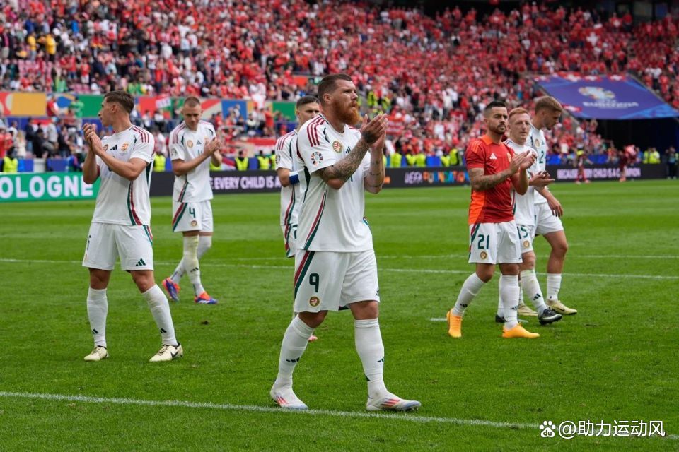 克罗地亚队在客场比赛中谨慎部署对付德国队(克罗地亚队在客场比赛中谨慎部署对付德国队员) 克罗地亚队在客场比赛中谨慎部署对付德国队(克罗地亚队在客场比赛中谨慎部署对付德国队员)