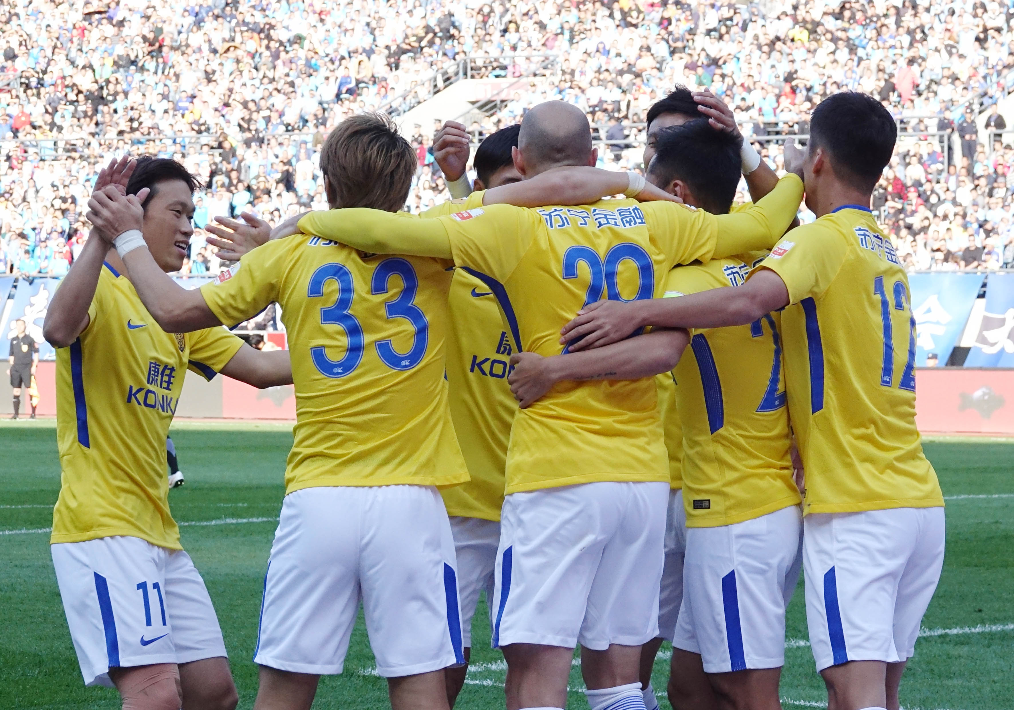 包含江苏苏宁坐镇主场对阵重庆斯威,实力对决的词条 包含江苏苏宁坐镇主场对阵重庆斯威,实力对决的词条