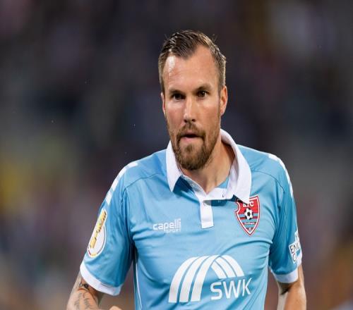 乐竞足球网页登录入口v.2026沙尔克主帅下课，球队需寻找新的带队人选(沙尔克主帅下课,球队需寻找新的带队人选对吗)