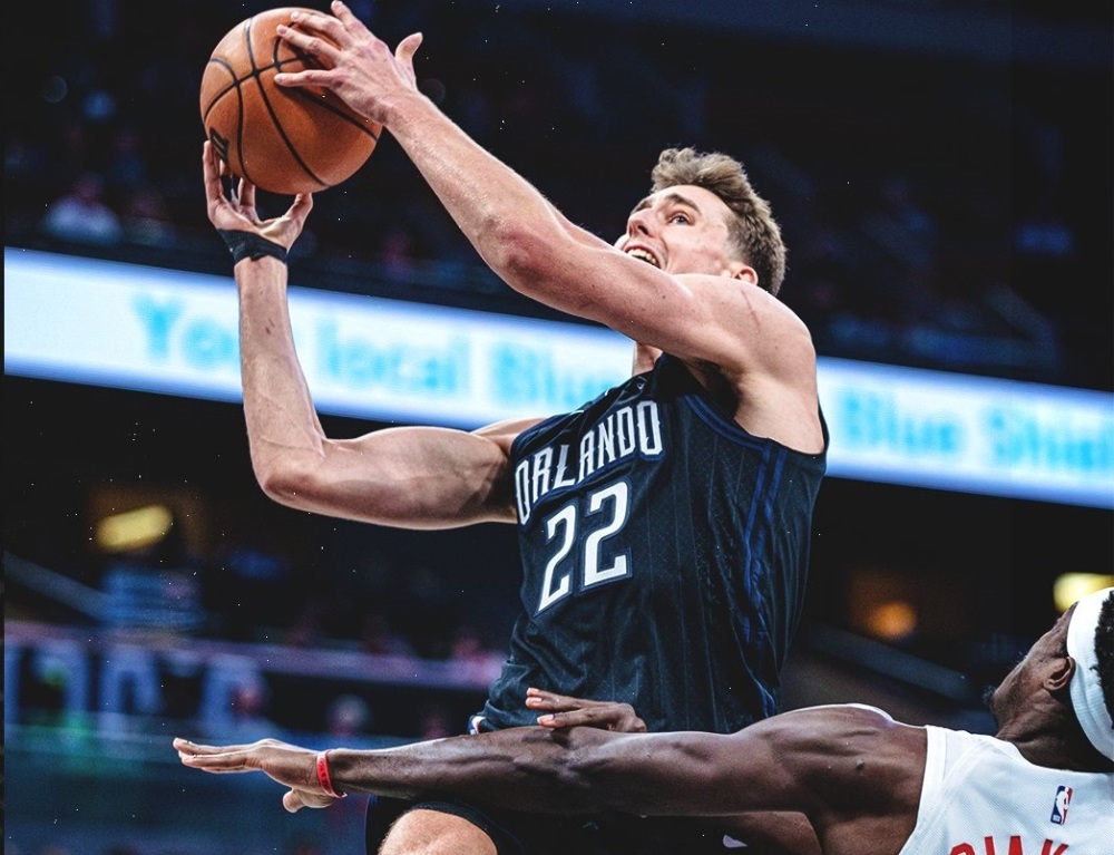 MK最新官网登录入口v.2026猛龙连胜被终结，客场失利给球队敲响警钟的简单介绍