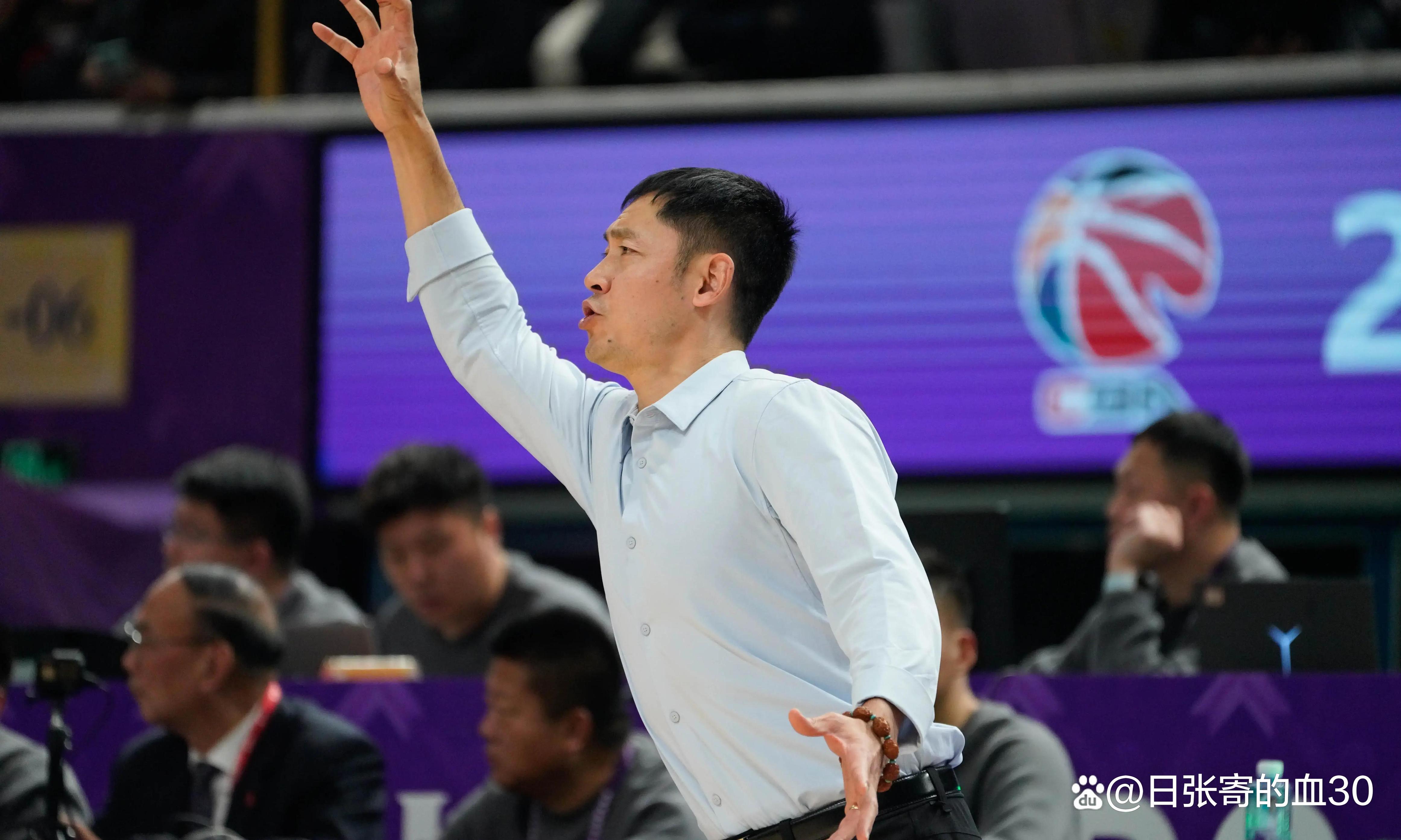 江南app最新版下载v.2026包含老将球员再次崭露头角，为球队贡献全面助力的词条