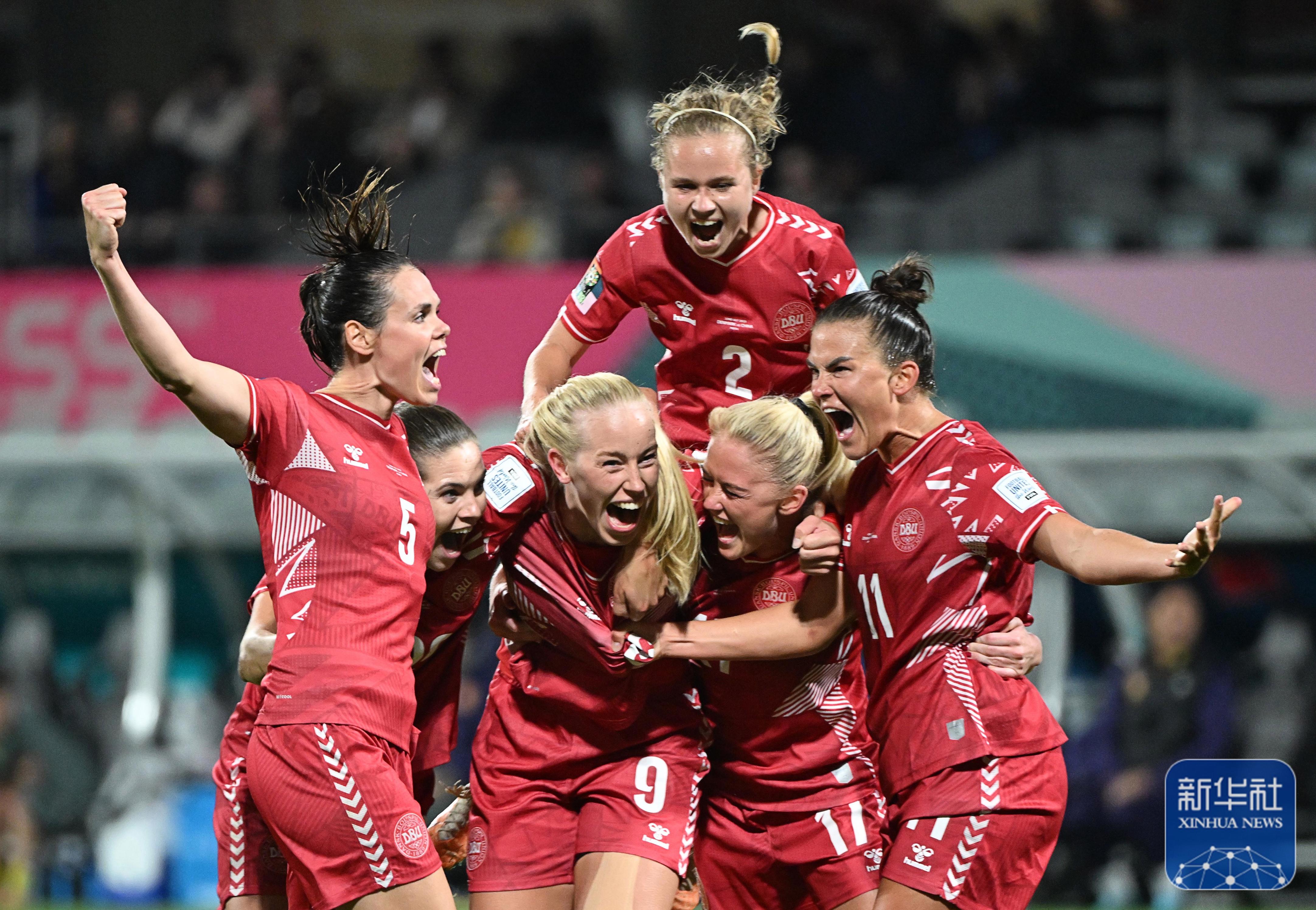 乐竞电竞官网入口v.2026包含南非队气势如虹，女足大赛精彩绽放的词条