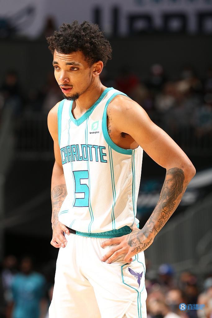 黄蜂队新秀表现抢眼,被誉为未来之星的简单介绍 黄蜂队新秀表现抢眼,被誉为未来之星的简单介绍