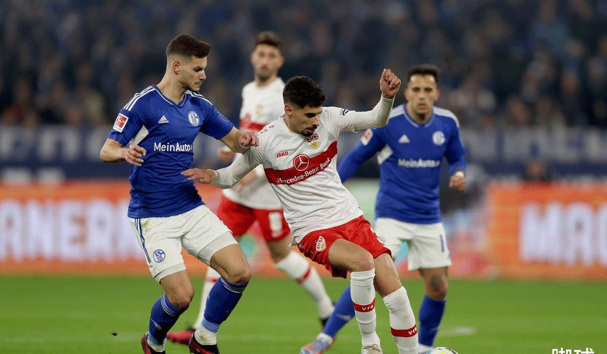 Kaiyun彩票官网入口v.2026双方对决场上硝烟弥漫，胜负悬念引人瞩目的简单介绍