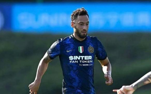 包含佛罗伦萨新秀逐渐融入球队，表现亮眼展现实力的词条