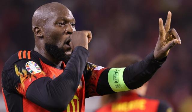 幸运彩welcome彩票大厅v.2026包含法兰克福队员势不可挡，继续保持不败纪录的词条