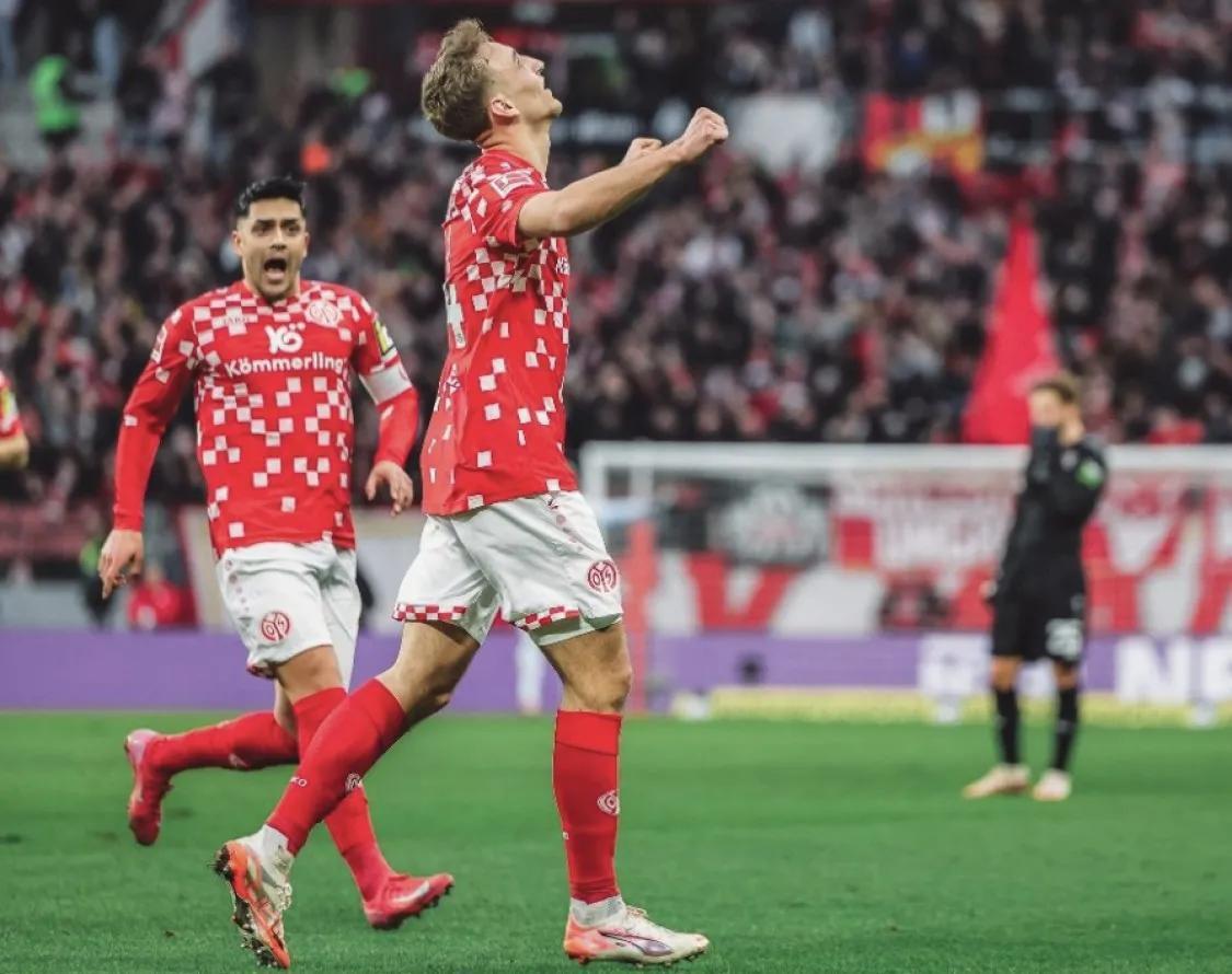 星空体彩官网appv.2026柏林联盟主场爆冷告捷德甲积分榜取得三分的简单介绍