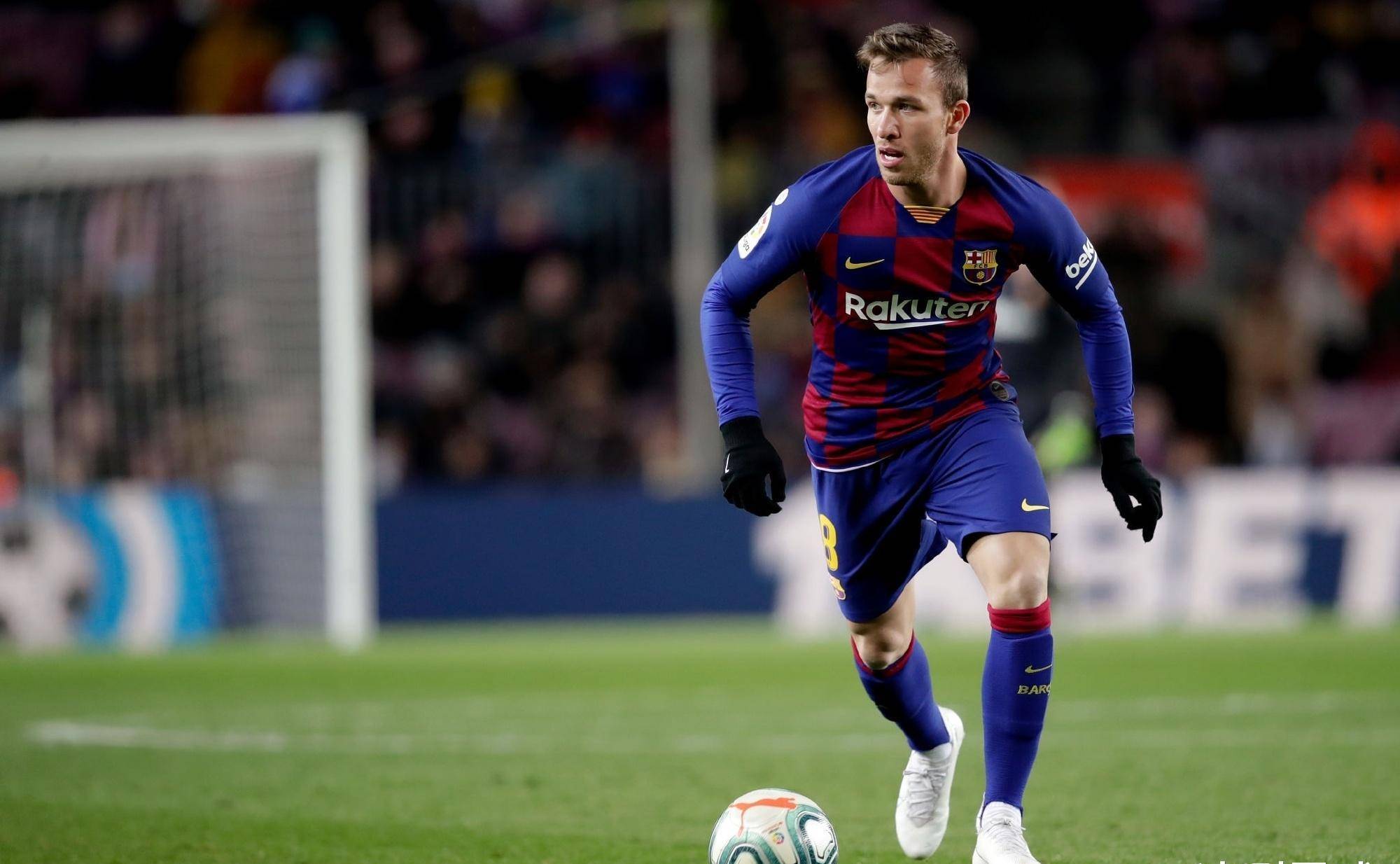 星空下载安装v.2026包含尤文图斯中场大将皮亚尼奇受伤缺席，球队应对策略待调整的词条