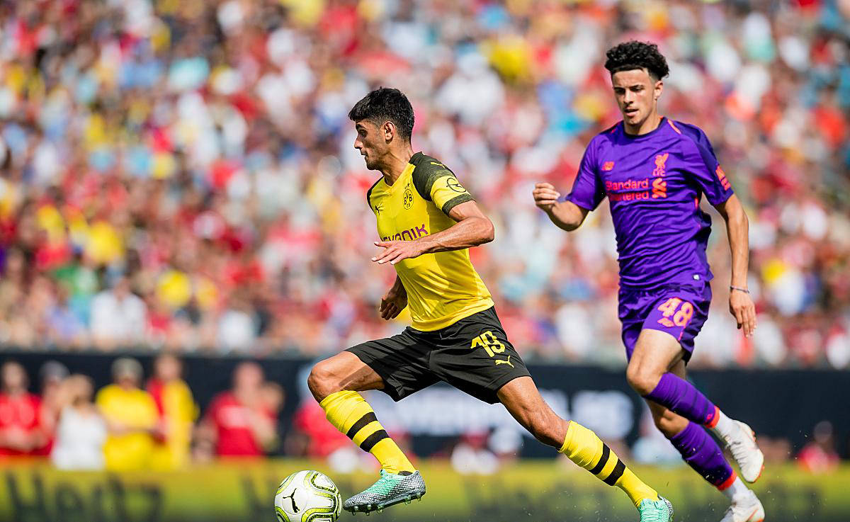 尤文图斯逆转多特蒙德，取得胜利