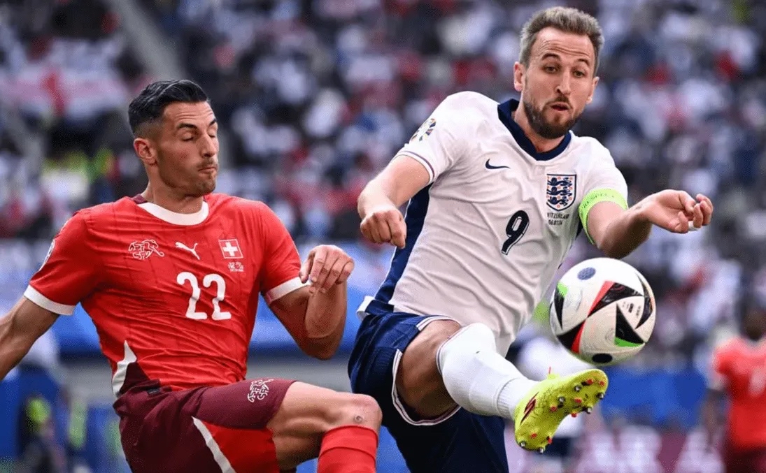 关于英格兰队客场逆转，成功杀入欧预赛比赛强的信息