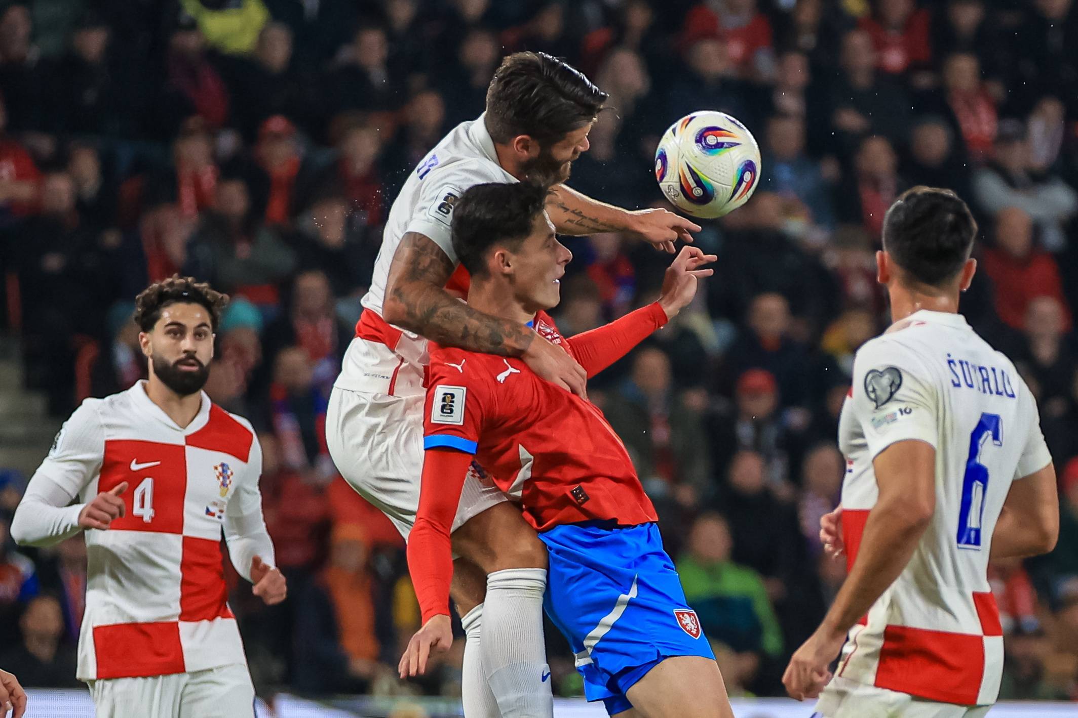 关于克罗地亚队在欧锦赛资格赛上连胜累累，晋级在望的信息