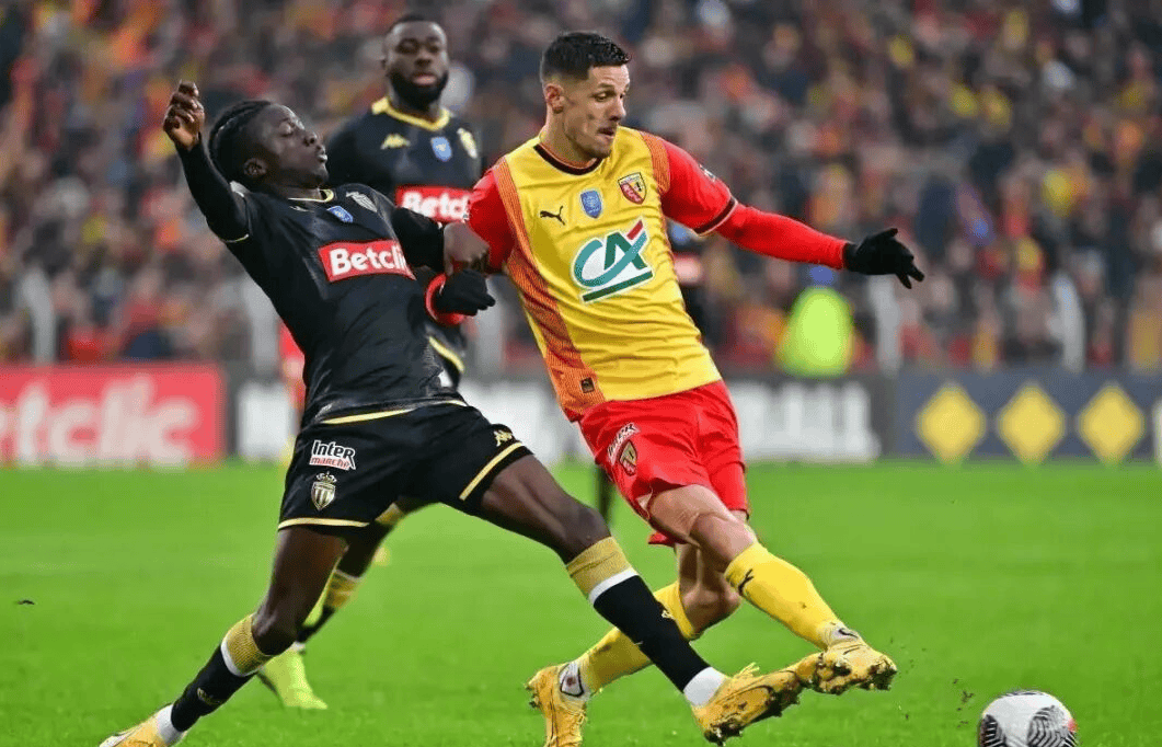 关于摩纳哥客场艰难胜出，争取下一场胜利的信息