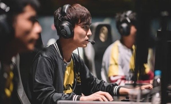 正规足球赌注appv.2026越南球队备战洲际大赛,憧憬夺冠的是谁