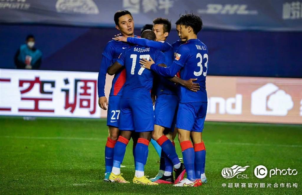 kiayun手机版登录v.2026申花坐镇收获大胜，继续追赶前四位置