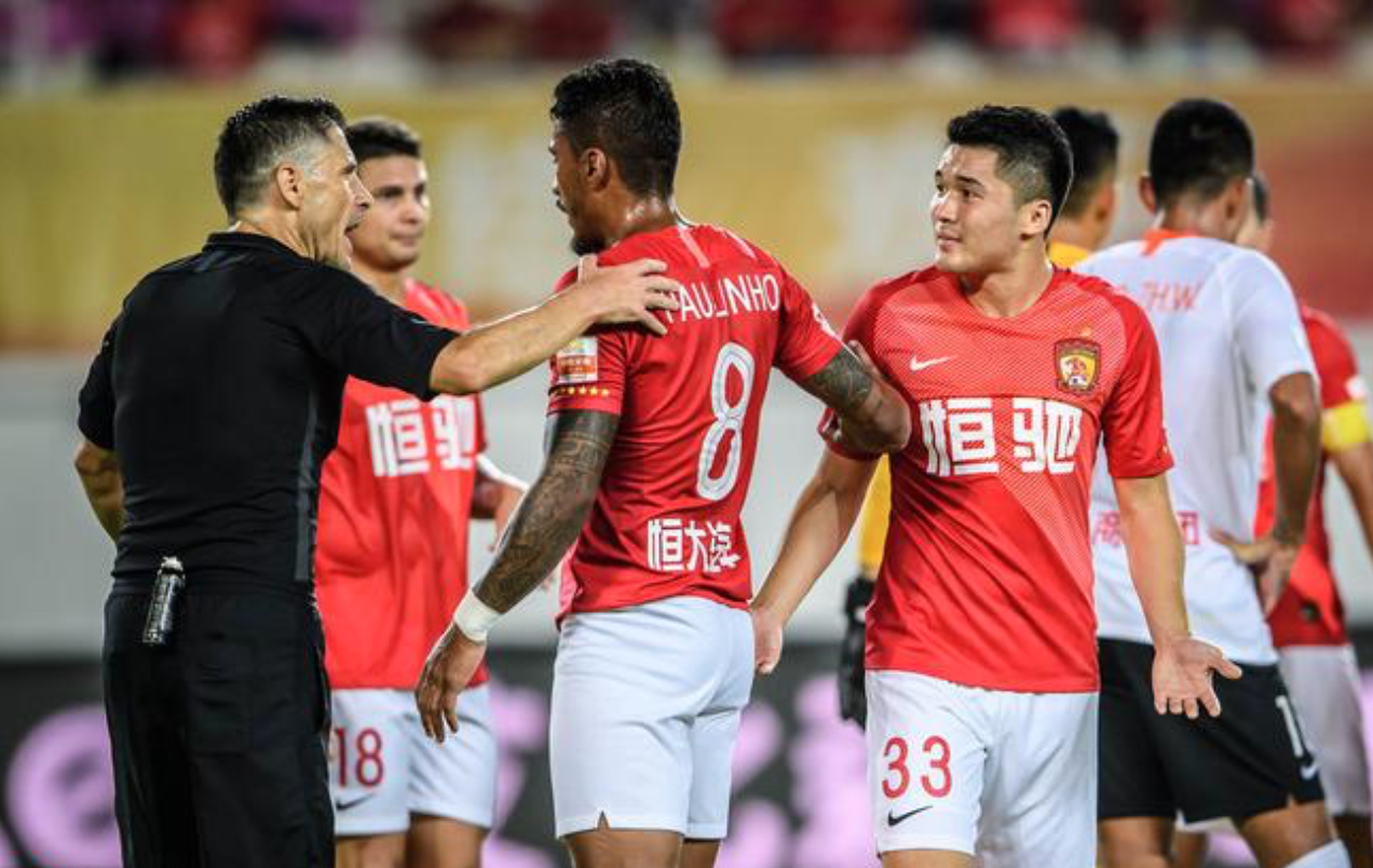 8258cc彩票app下载v.2026上港客场小胜富力，继续追赶积分榜前列的简单介绍