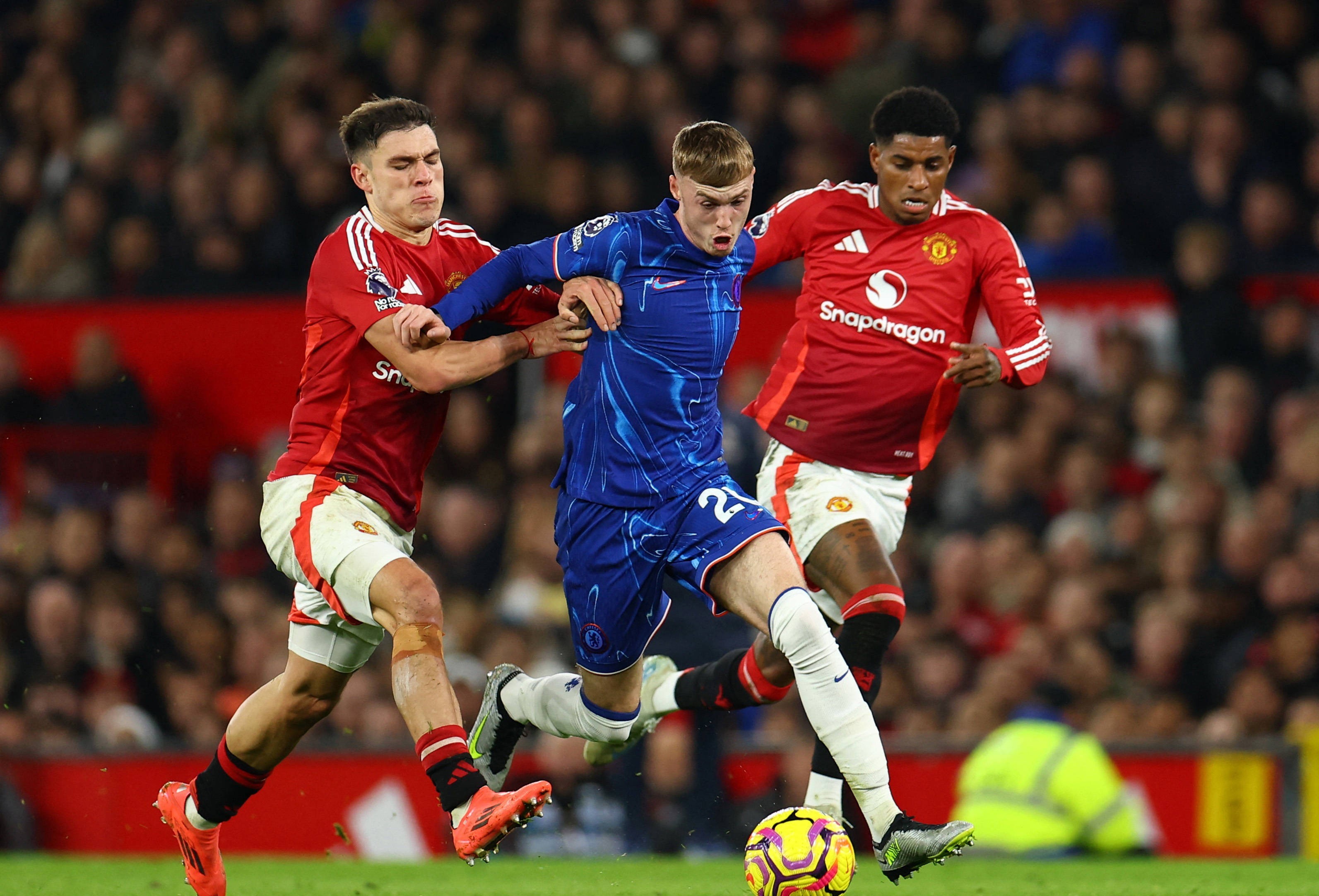 庄闲游戏app官网入口v.2026曼联中卫麦奎尔因伤缺阵，球队备战英超揭幕战的简单介绍