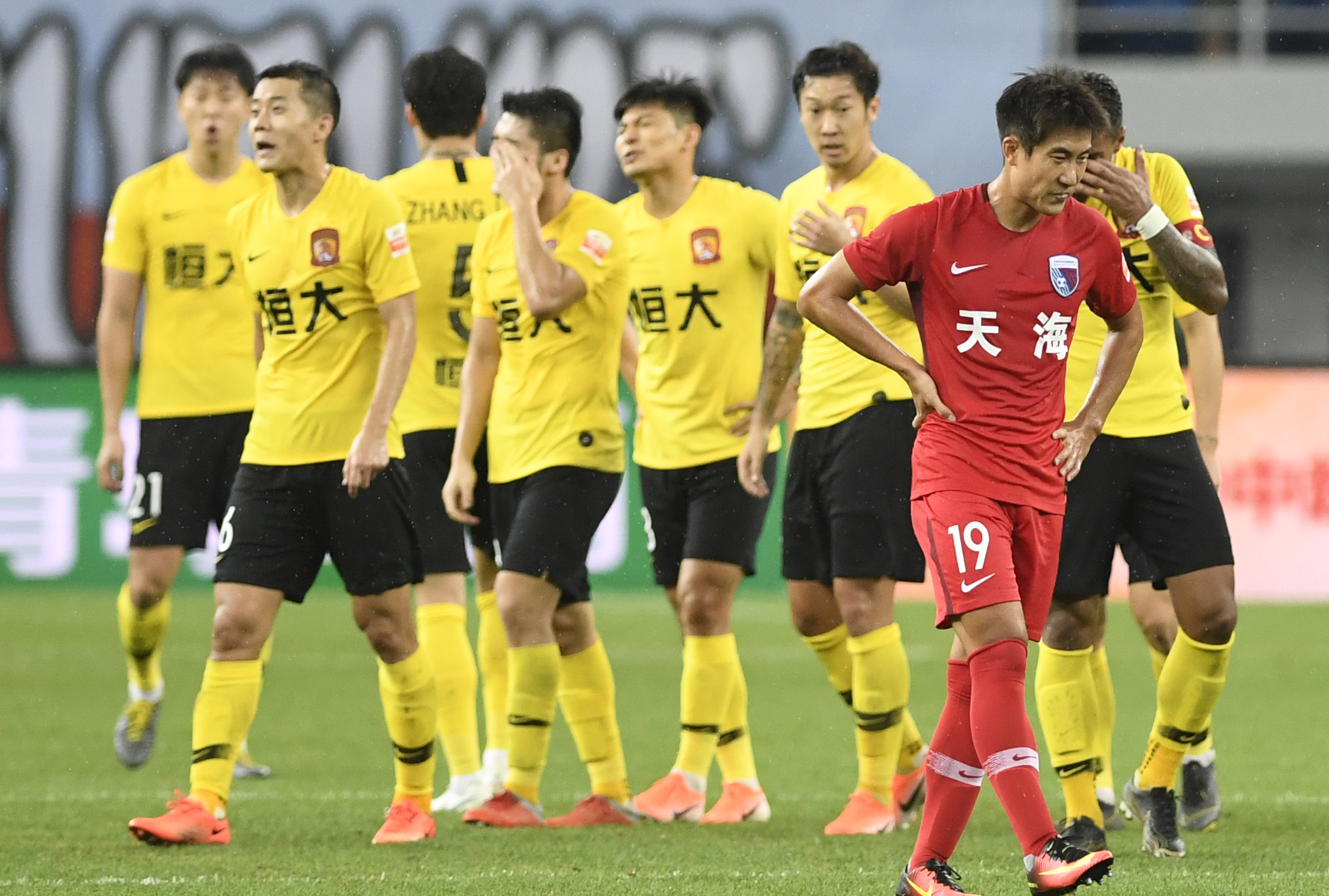 苹果pg麻将模拟器·comv.2026广州恒大实力强劲，球员们备战状态良好的简单介绍