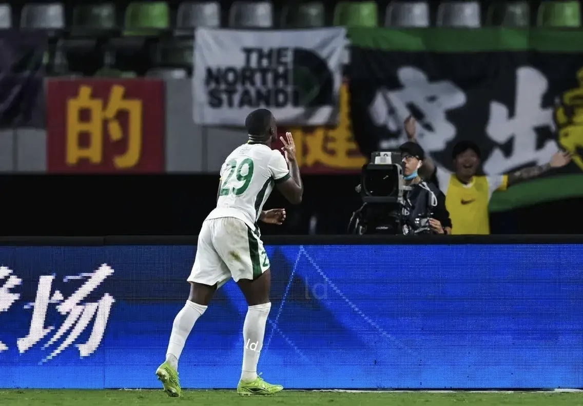 米兰体彩app官方下载v.2026射手表现抢眼，凭借进球带领球队取胜的简单介绍