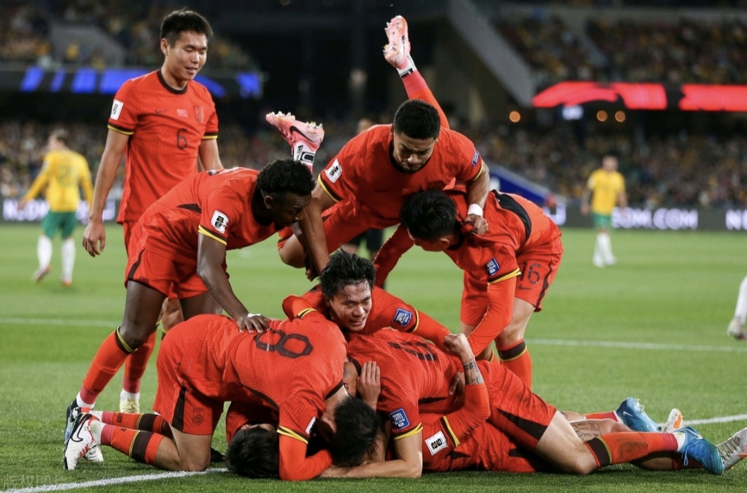 新普京comv.2026激烈对决！多支顶级球队将在战场上展开较量！(激烈对决!多支顶级球队将在战场上展开较量的战斗)