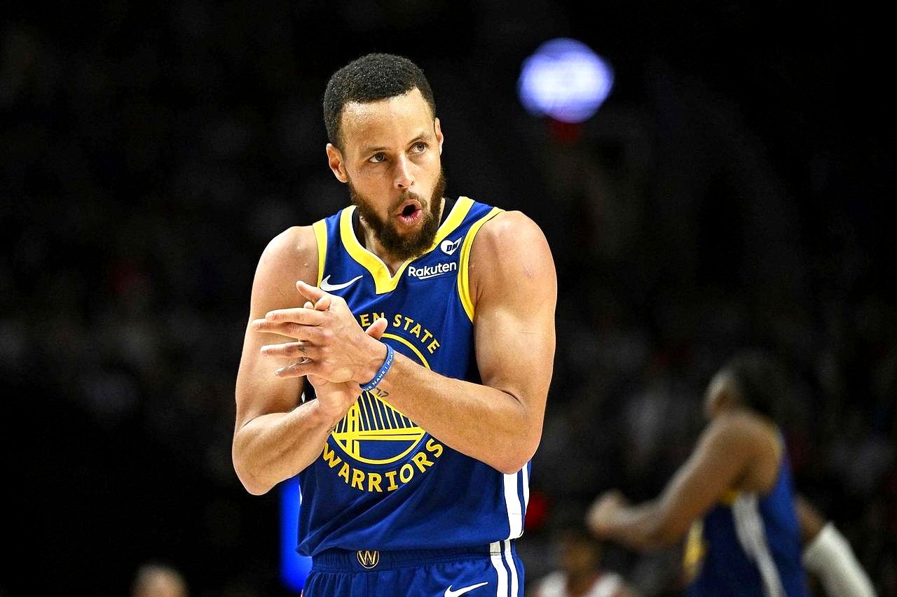 kiayun登录入口登录v.2026库里历史投篮命中数突破球，NBA传奇继续的简单介绍