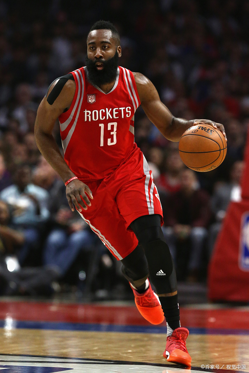 篮网队球员拿下关键进球实现阶段性目标