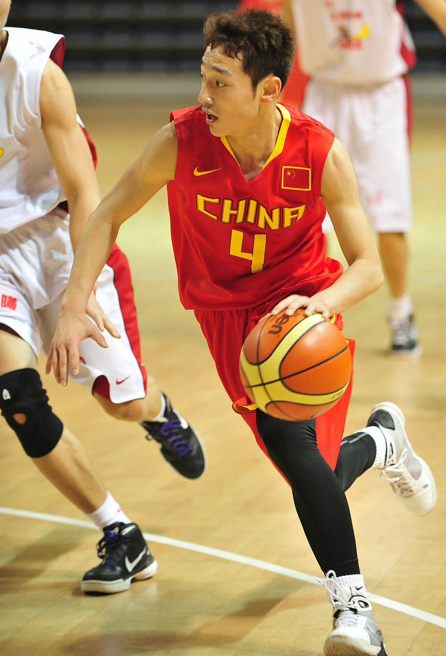 MK最新官网登录入口v.2026运动员在篮球比赛中逆袭实现突破的例子