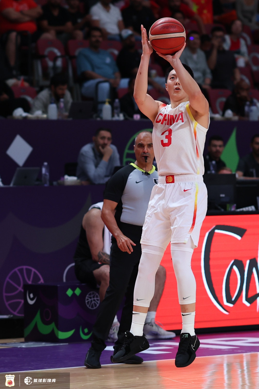 关于河南男篮客场告捷，坚定信心冲击季后赛的信息