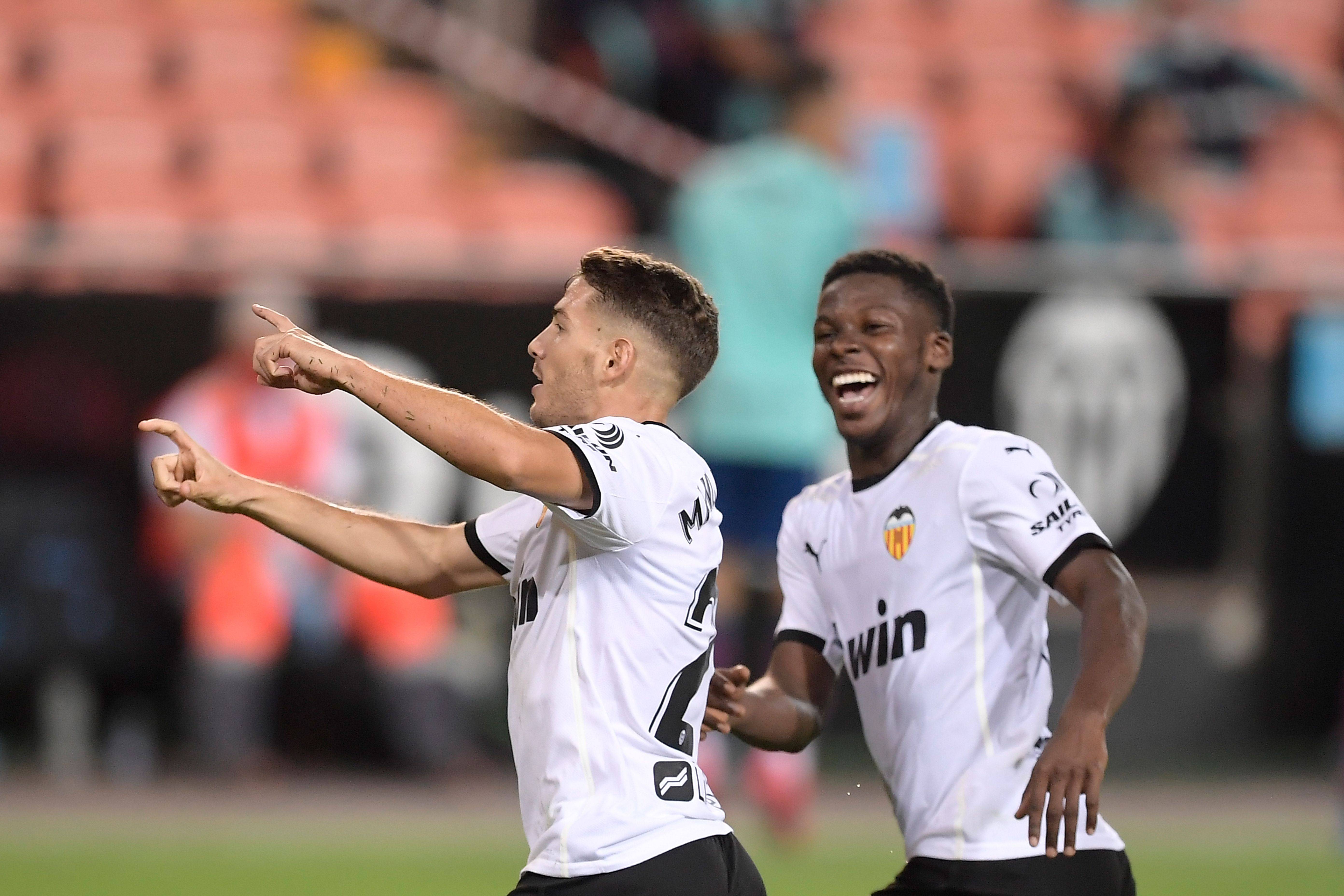 星空体彩官网appv.2026瓦伦西亚迎战马德里竞技，双方实力相当(瓦伦西亚迎战马德里竞技,双方实力相当于什么)