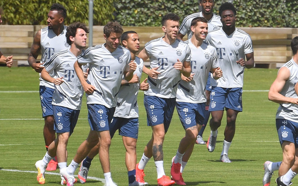 庄闲游戏app官网入口v.2026阿雅克肖队员努力训练备战周末比赛的简单介绍