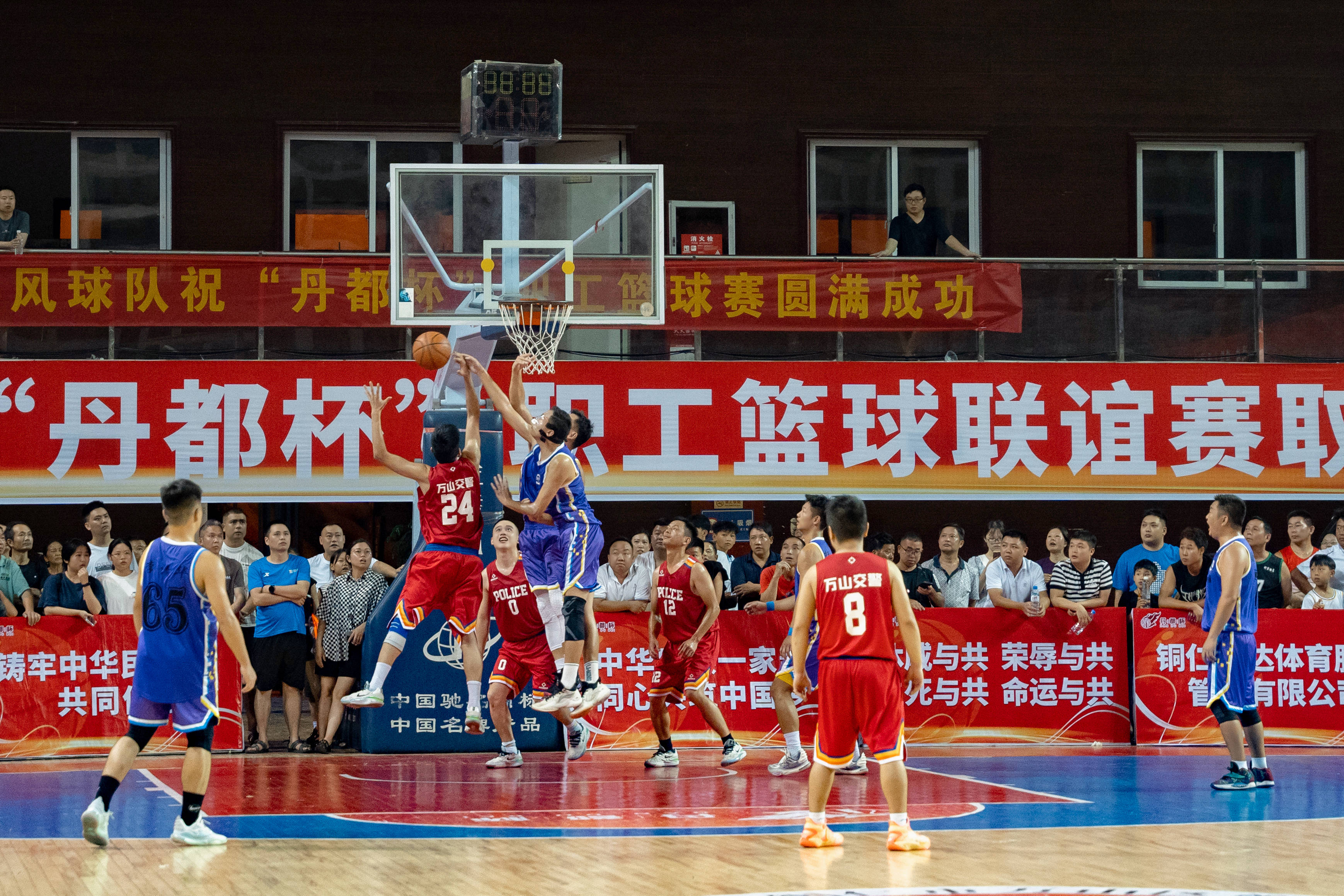 娱乐棋牌comv.2026包含篮球新季揭幕，谁将成为最强新星？的词条