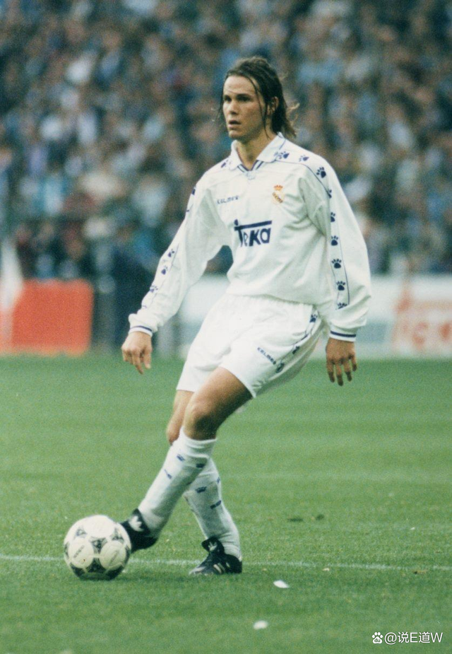 雷火电竞appv.2026英雄辈出：足球赛场诞生新晋明星的简单介绍